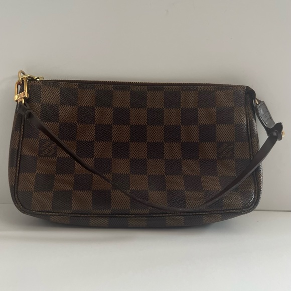 Authentic Louis Vuitton Damier Ebene Pochette Accessoires - Picture 9 of 15